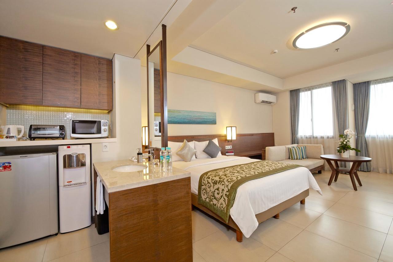 Axia South Cikarang Service Apartment Kültér fotó