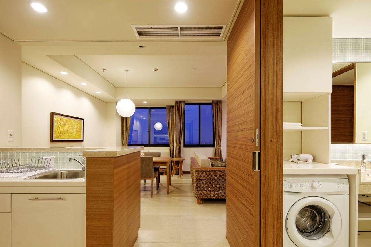 Axia South Cikarang Service Apartment Kültér fotó